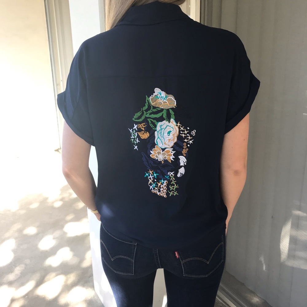 A beautiful Zara top